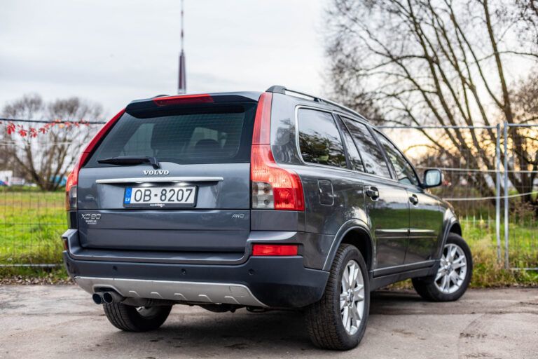 VOLVO XC90 – 7